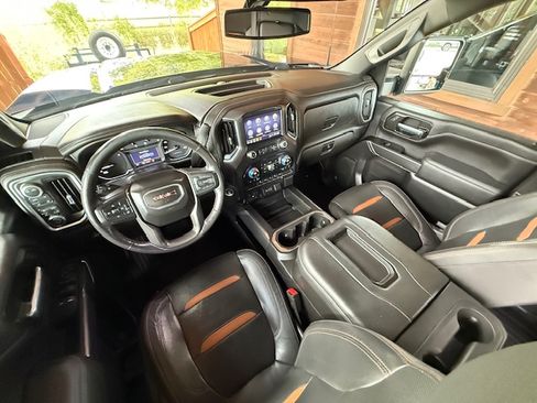 Used 2021 GMC Sierra 2500 AT4 image 17
