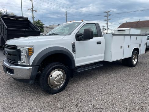Used 2018 Ford F450 image 1