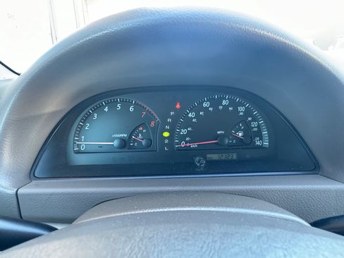 Used 2003 Toyota Camry LE image 22