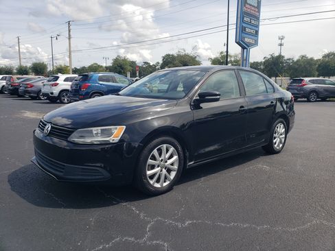 Used 2012 Volkswagen Jetta SE image 1