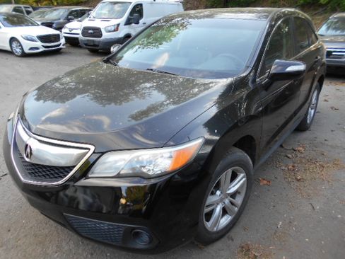 Used 2015 Acura RDX image 2