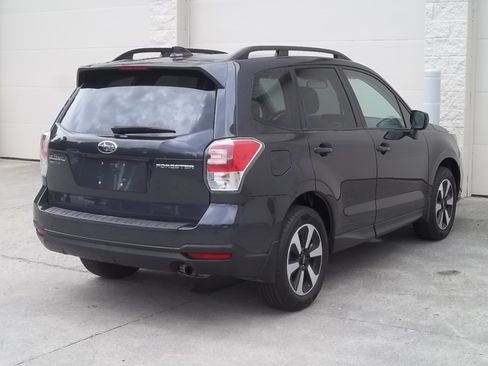 Used 2018 Subaru Forester 2.5i Premium image 5