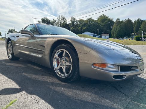 Used 2000 Chevrolet Corvette image 5