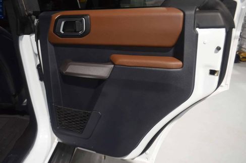 Used 2023 Ford Bronco Outer Banks image 23