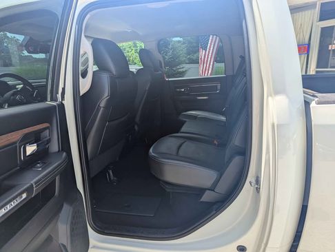 Used 2016 RAM 1500 Laramie image 9