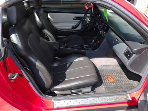 Used 1998 Mercedes-Benz SLK 230 image 12