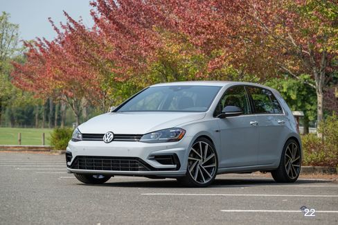 Used 2019 Volkswagen Golf R image 87