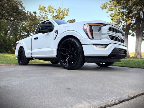 Used 2023 Ford F150 XL image 9