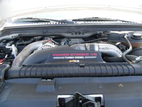 Used 2004 Ford F350 XL image 24
