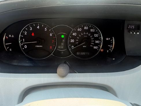 Used 2007 Toyota Avalon Limited image 25