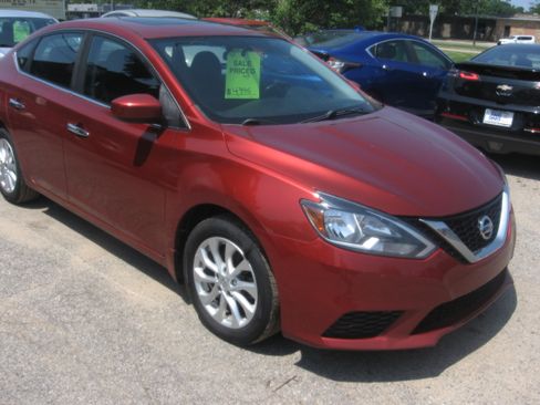 Used 2017 Nissan Sentra 1.8 image 3
