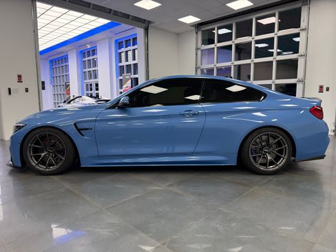 Used 2018 BMW M4 Competition image 9