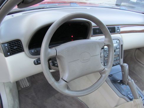 Used 1992 Lexus SC 300 image 10