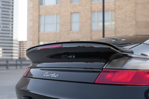Used 2004 Porsche 911 Turbo image 20
