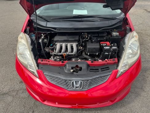 Used 2011 Honda Fit Sport image 25