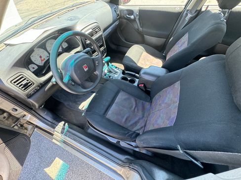 Used 2003 Saturn L-Series L200 image 10