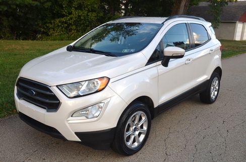 Used 2019 Ford EcoSport SE image 2