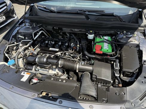 Used 2018 Honda Accord Sport image 15