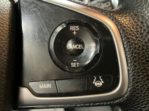 Used 2019 Honda CR-V EX image 16