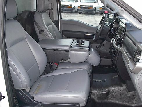 Used 2021 Ford F150 XL image 12