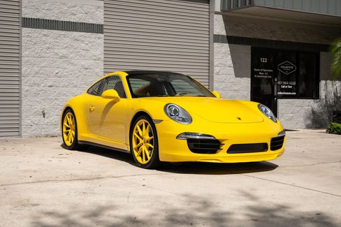 Used 2014 Porsche 911 Carrera 4S image 4