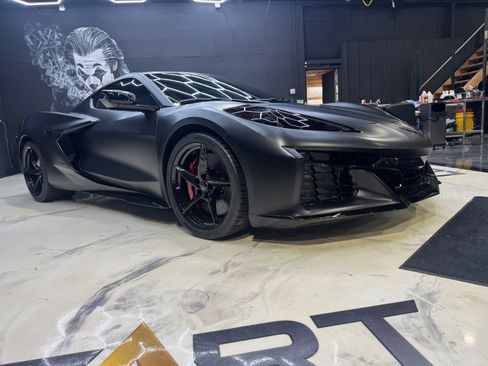 Used 2025 Chevrolet Corvette E-Ray image 25