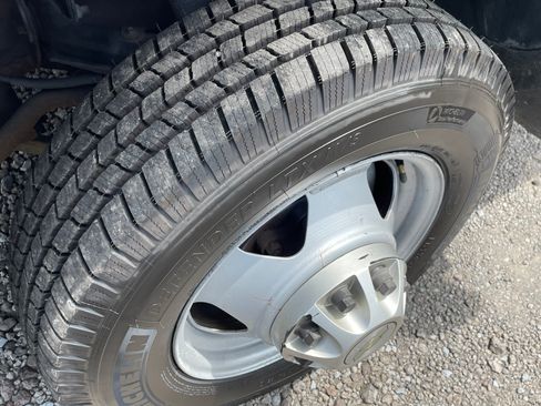 Used 2009 Chevrolet Silverado 3500 W/T image 11