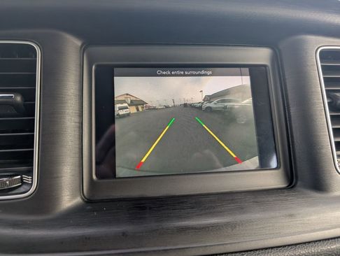 Used 2018 Dodge Charger image 12