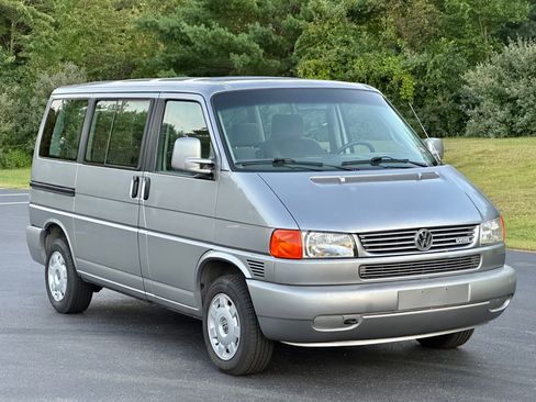 Used 1999 Volkswagen Eurovan GLS image 6