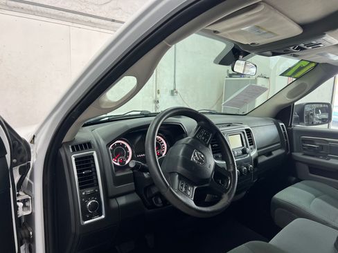 Used 2017 RAM 1500 SLT image 11
