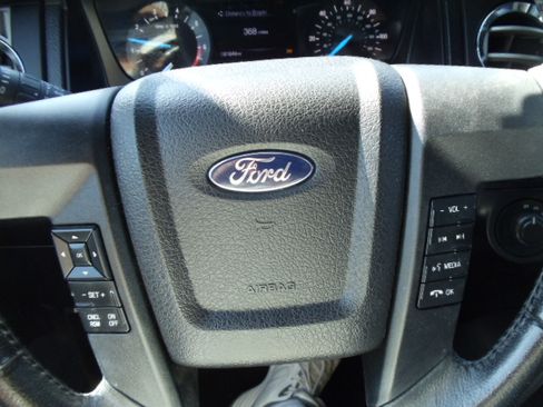Used 2016 Ford Expedition EL XL image 23