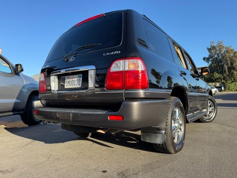 Used 2005 Lexus LX 470 image 8
