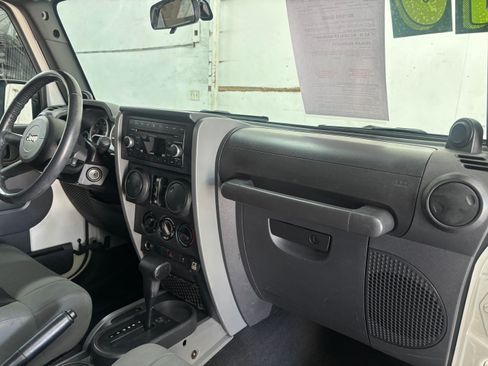 Used 2010 Jeep Wrangler Unlimited Sport image 16