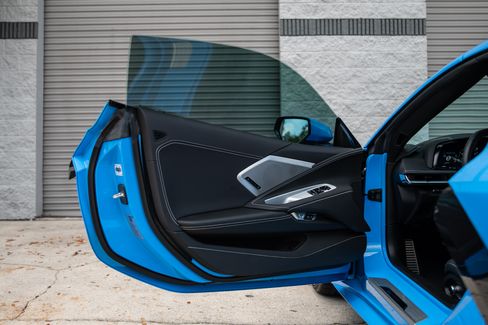 Used 2021 Chevrolet Corvette 2LT image 33