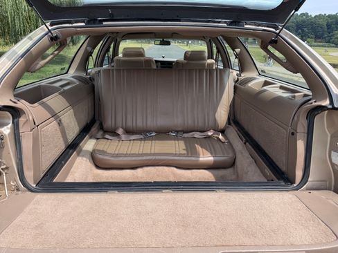 Used 1996 Buick Roadmaster Estate image 48