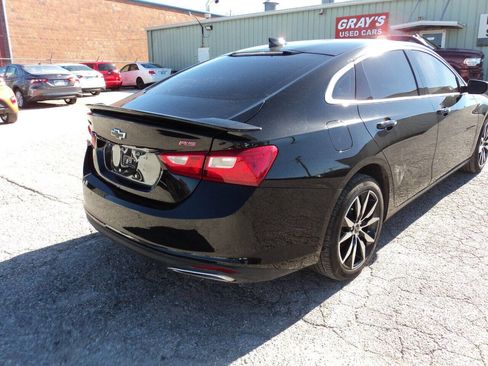 Used 2022 Chevrolet Malibu RS image 2