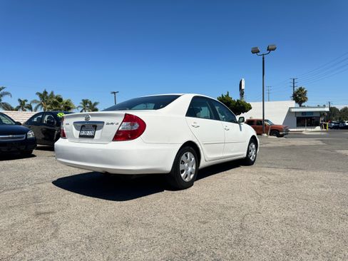 Used 2003 Toyota Camry LE image 6