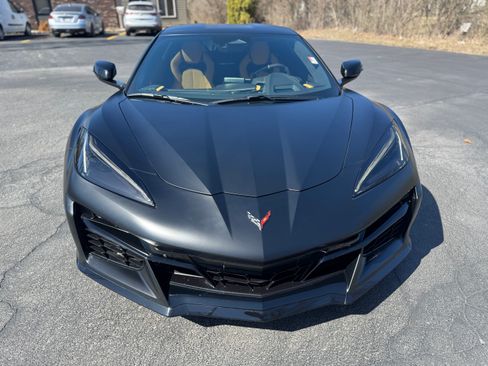 Used 2025 Chevrolet Corvette E-Ray image 4