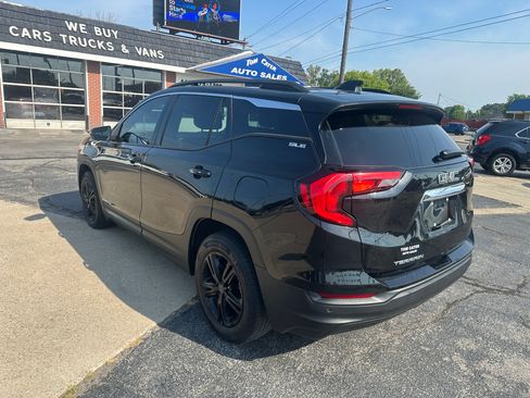 Used 2018 GMC Terrain SLE image 8