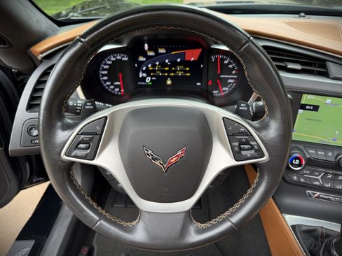 Used 2015 Chevrolet Corvette Premium Conv w/ 3LT image 32