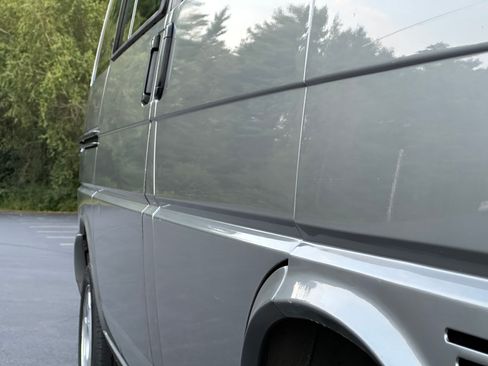 Used 1999 Volkswagen Eurovan GLS image 20