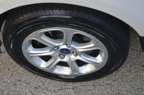 Used 2019 Ford EcoSport SE image 25