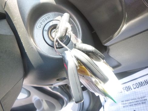 Used 2008 Honda Fit LX image 19