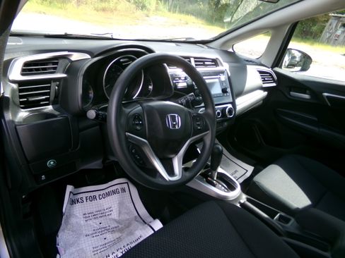 Used 2019 Honda Fit LX image 10