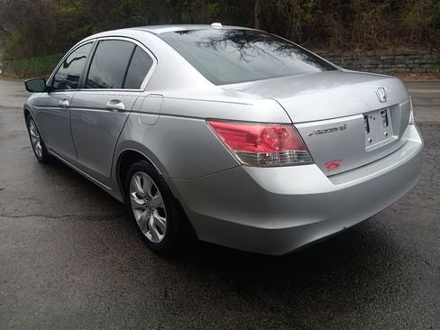 Used 2010 Honda Accord EX-L image 11