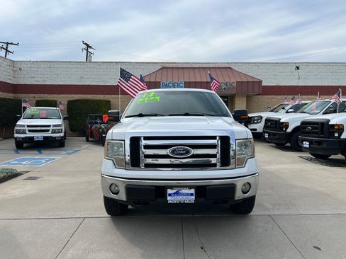 Used 2012 Ford F150 XLT image 2