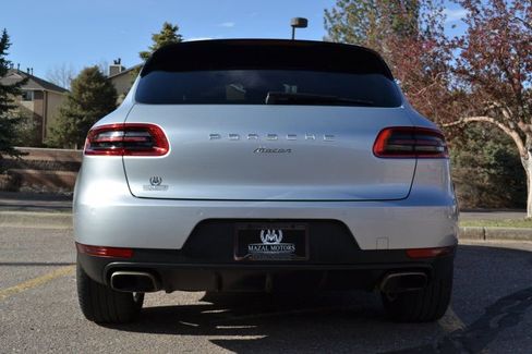 Used 2017 Porsche Macan image 13