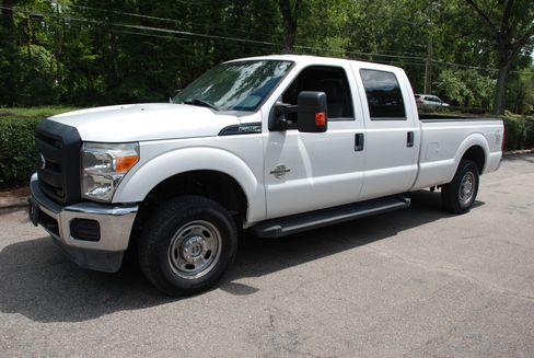 Used 2016 Ford F250 image 2