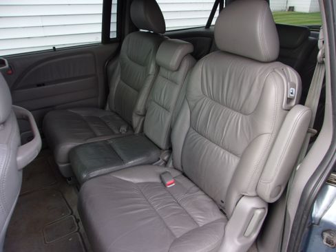 Used 2010 Honda Odyssey EX-L image 6