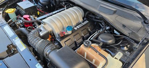 Used 2010 Dodge Charger SRT8 image 40
